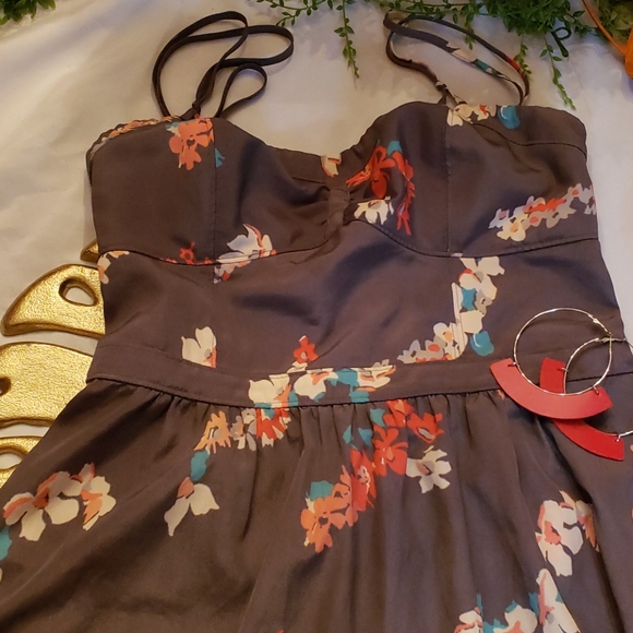 American Eagle Outfitters Dresses & Skirts - American Eagle Size 8